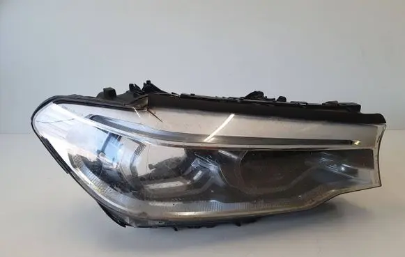 BMW 5 G30 G31 Headlight/headlamp 7439210 10396120006 300000019800140