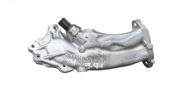 Mercedes-Benz E A207 EGR valve line/pipe/hose A6511402108 A0009052706 20180513CZ4