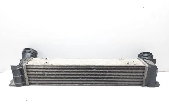 BMW 3 E90 E91 Intercooler radiator 