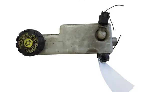 Brake fluid reservoir