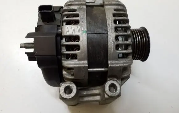 Opel Insignia B Generator/alternator 39122547 0126312150