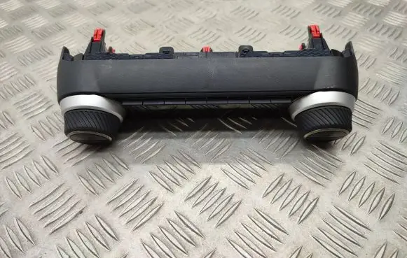 Toyota RAV 4 (XA50) Climate control unit 5590042580