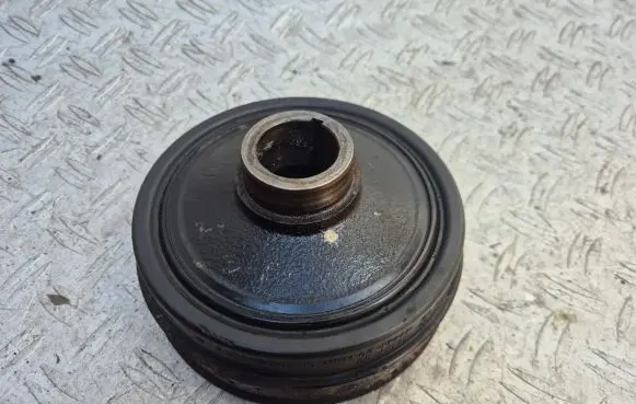 Mercedes-Benz CLS C219 Crankshaft pulley A2730300303