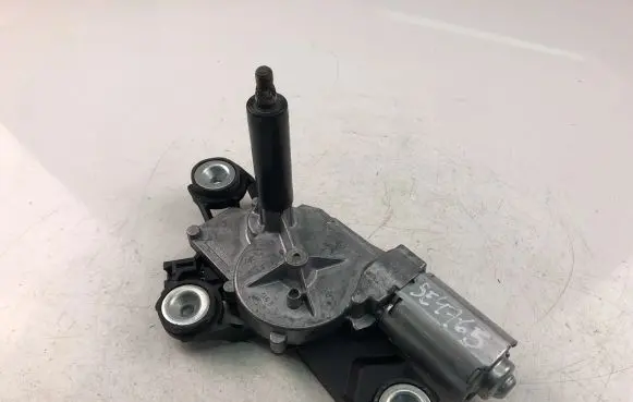 Ford Focus Wiper motor BV6117K441AA
