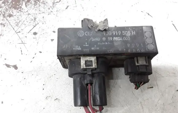 Volkswagen New Beetle Coolant fan relay 1J0919506H