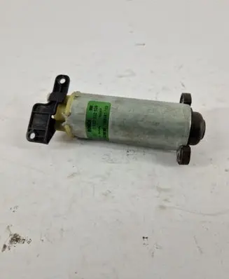 Volkswagen Touareg I Sunroof motor/actuator 0130002529