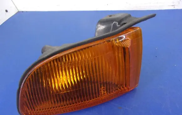 Mitsubishi Galant Front indicator light 0454365