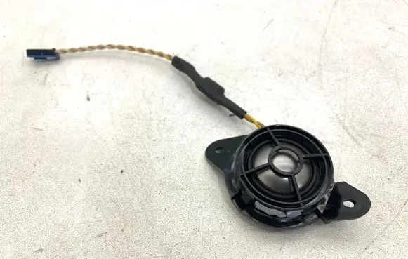 BMW 7 E65 E66 Front door high frequency speaker 6907639 4913430746 2392132