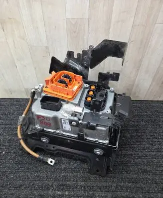 BMW 3 F30 F35 F31 Voltage converter inverter 8679666 8742493 12368679666