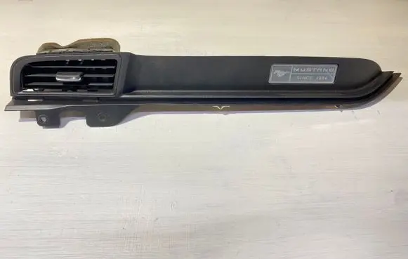Ford Mustang VI Front door trim bar GR3B53044B88A