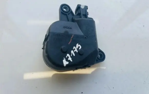 Chrysler Pacifica Air flap motor/actuator 04885465aa 58024e