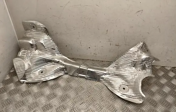 Porsche Macan (95B) Exhaust heat shield 95B804158