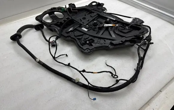 Tesla Model Y Front window lifting mechanism without motor 149550900E 21362B17101 148905200E
