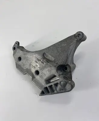 Skoda Superb B6 (3T) Engine mounting bracket 03L199207