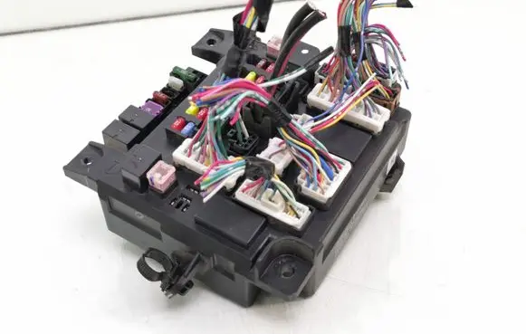 Mitsubishi ASX Fuse module 8637A644