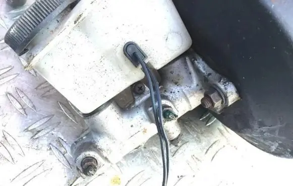 Mazda 323 Master brake cylinder