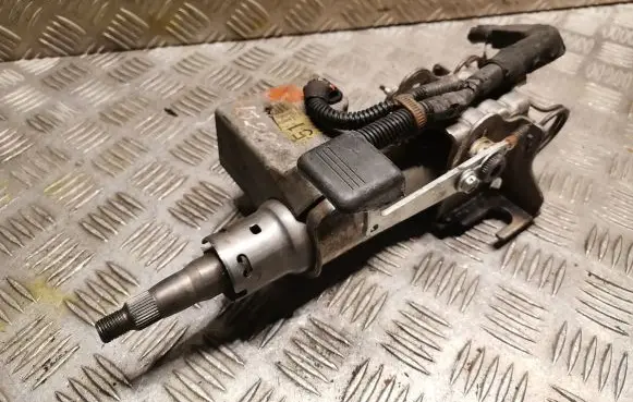 Lexus IS 220D-250-350 Steering rack mechanical part 899985201