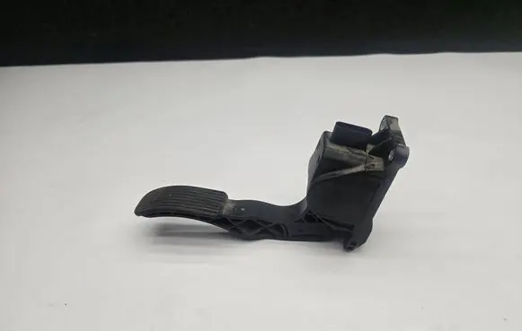 Mercedes-Benz Sprinter W906 Accelerator throttle pedal 0280755025 ZGS013Q018 A9063000304