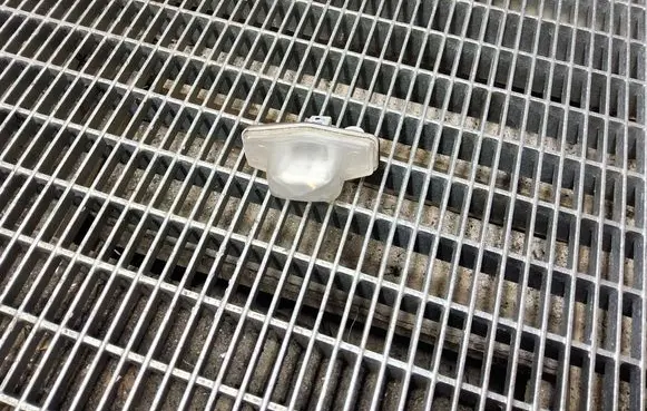 Honda Odyssey Number plate light A046037