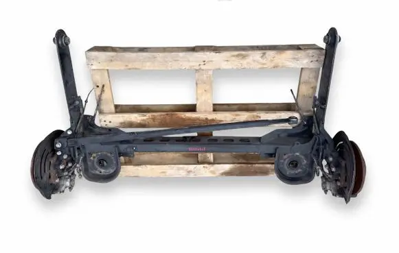 Renault Trafic III (X82) Rear beam RT3F0202