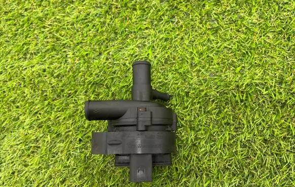 Mercedes-Benz S W222 Electric auxiliary coolant/water pump A2128350164 0392023017