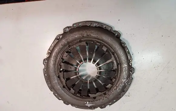 Opel Corsa C Pressure plate 122034910