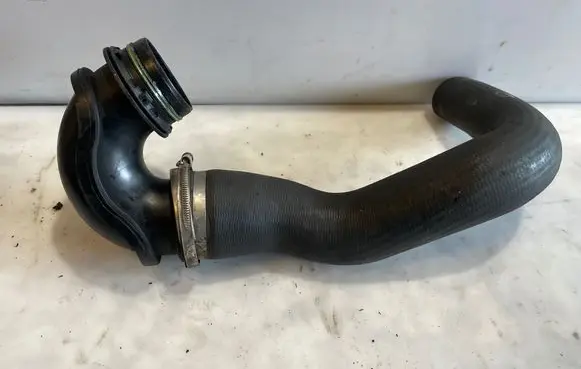 Opel Insignia A Intercooler hose/pipe 520375A