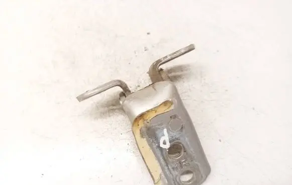 Toyota RAV 4 (XA30) Front door upper hinge 