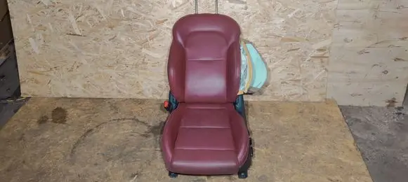 KIA Stinger Front driver seat 