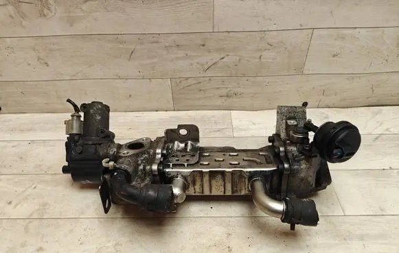 Hyundai i40 EGR valve cooler 284102A850
