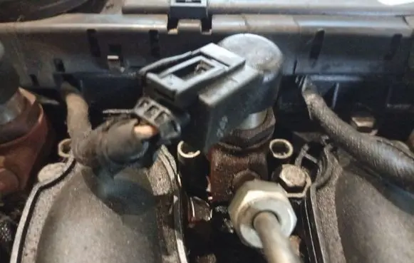 Citroen C4 Grand Picasso Fuel injector 9658194180