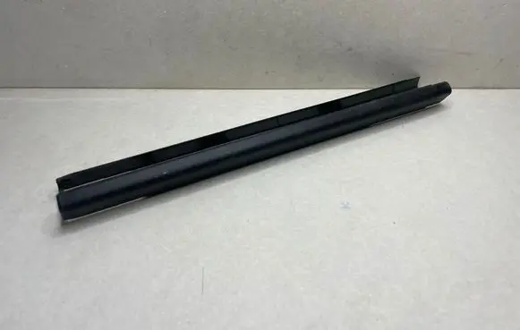 Porsche Cayenne (92A) Front driver seat rail trim 7P5881463