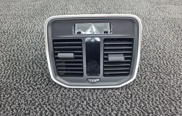 Porsche Macan (95B) Rear air vent grill 95B819203J 95B864298AQ