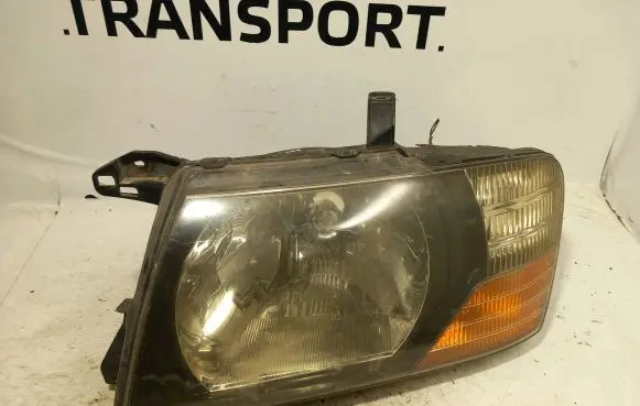 Mitsubishi Pajero Headlight/headlamp 10087420 9652