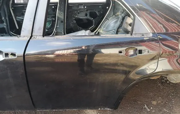 Chrysler 300 - 300C Rear door
