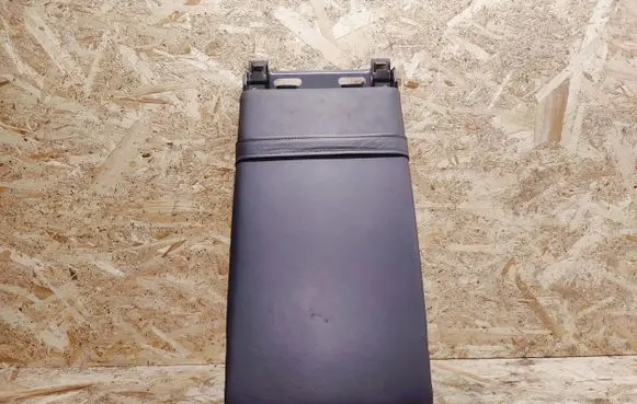 Mercedes-Benz S W220 Rear seat armrest A2209230022
