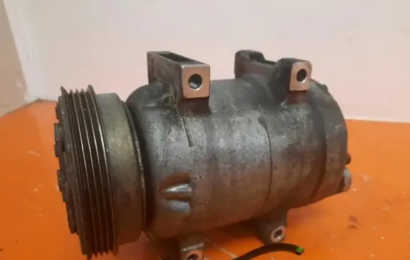 Audi A4 S4 B5 8D Air conditioning (A/C) compressor (pump) D213