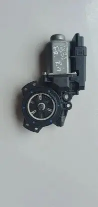 Hyundai ix35 Front door window regulator motor 402388C 402388 2410610