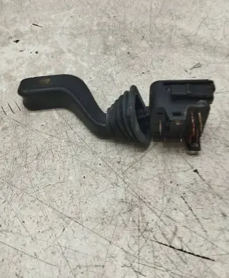 Opel Astra G Indicator stalk 90560991 90560990 17263700
