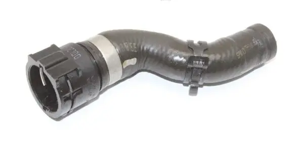 Volvo XC40 Engine coolant pipe/hose
