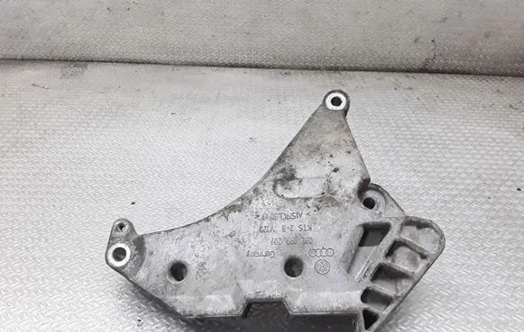Volkswagen PASSAT B6 Engine mounting bracket 03L199207