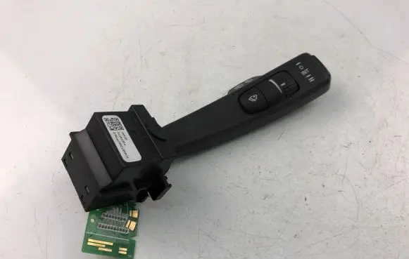 Volvo V70 Indicator stalk 31264354