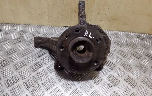 Renault Trafic II (X83) Front wheel hub