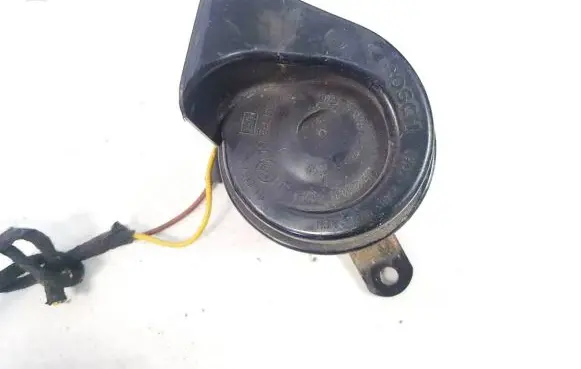 Volkswagen PASSAT B5.5 Horn signal 011157 ch2143