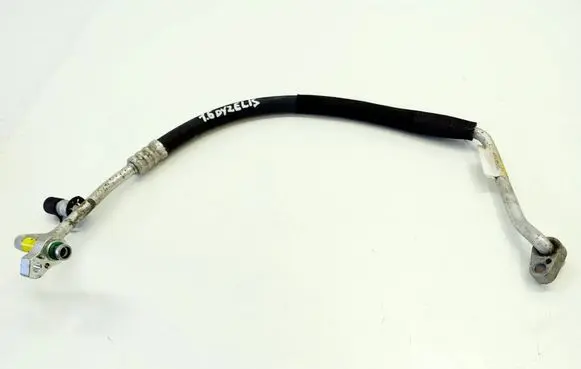 KIA Xceed Air conditioning (A/C) pipe/hose 97762G4950