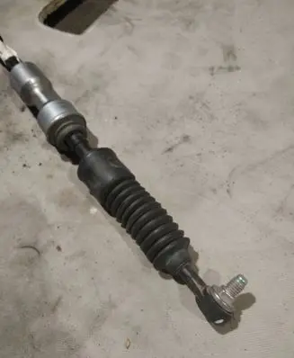 Renault Koleos II Gear shift cable linkage
