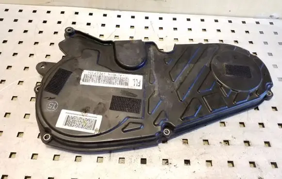 Opel Zafira C Timing belt guard (cover) 55577224