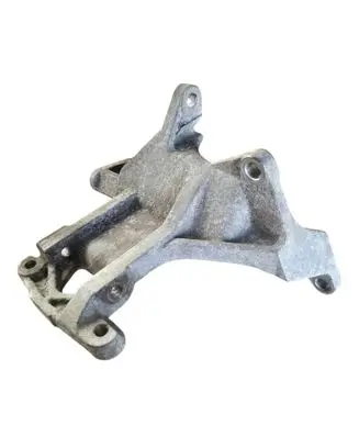 Subaru Impreza II A/C compressor mount bracket GD10B955