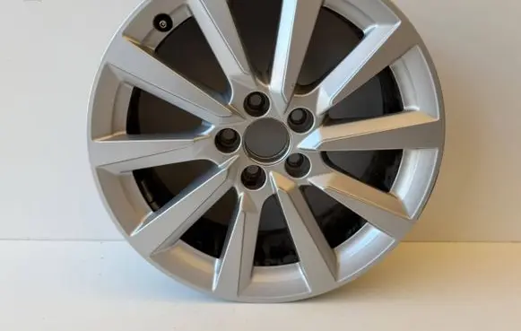 Audi A1 R16 alloy rim 82A601025C