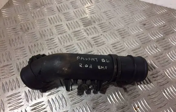 Volkswagen PASSAT B6 Intercooler hose/pipe 3C0145770B